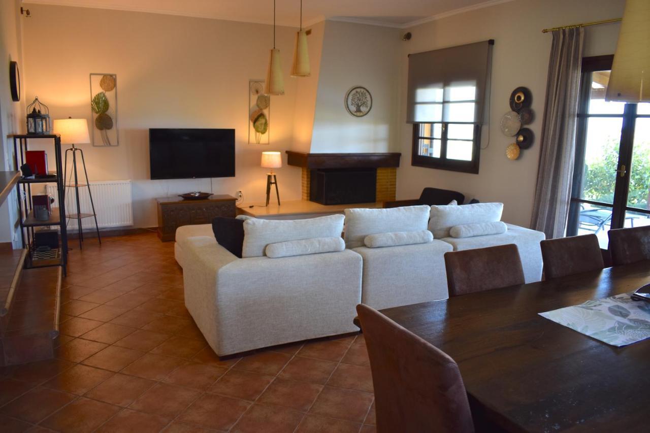 Ampelos Hillside Villa Akrata Dış mekan fotoğraf