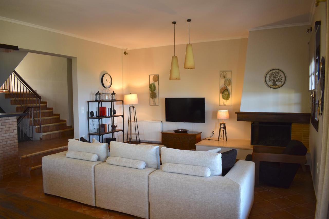 Ampelos Hillside Villa Akrata Dış mekan fotoğraf